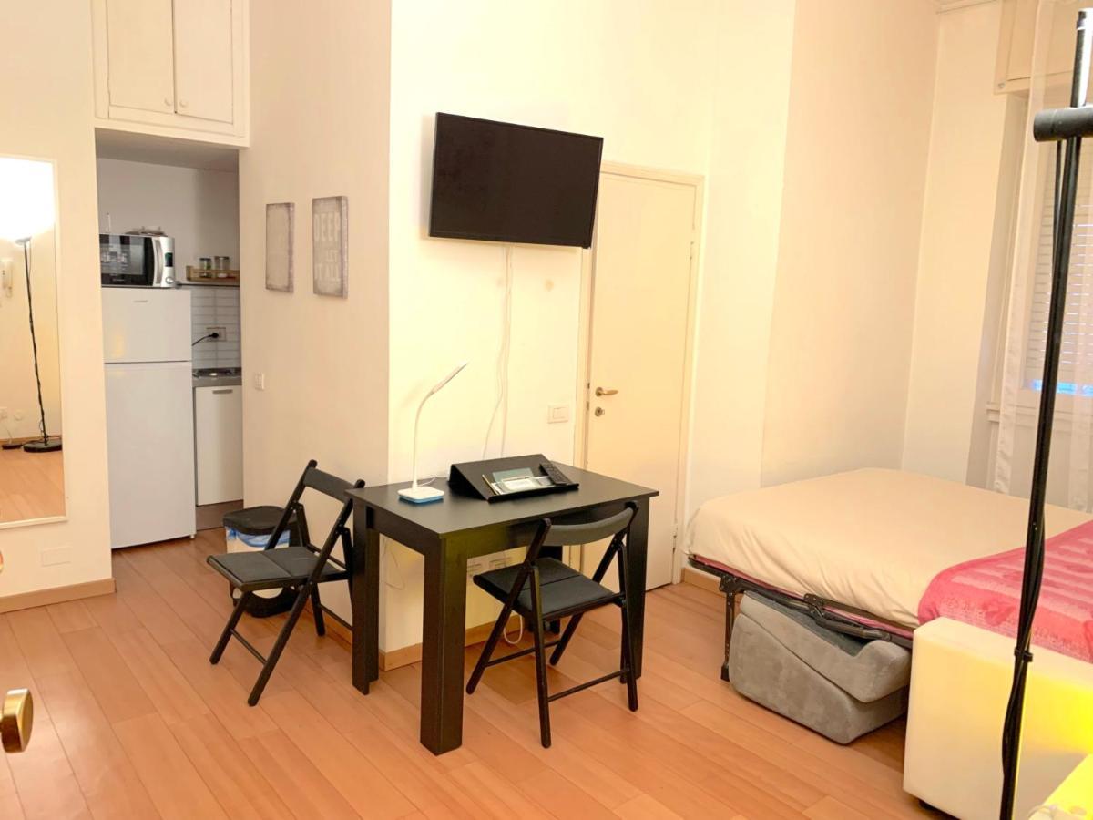 Appartamento Porta Venezia Flat Milano Esterno foto